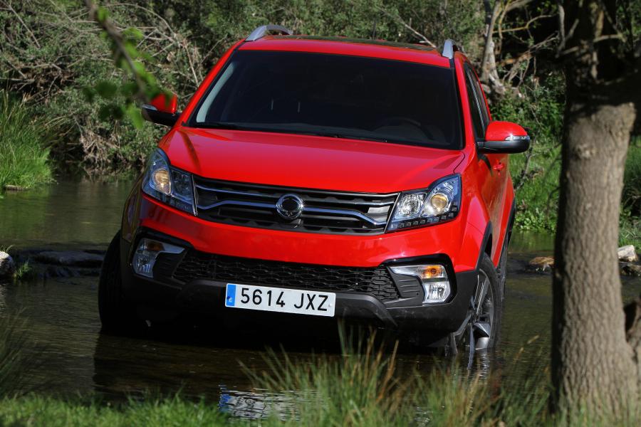  SsangYong Korando 2017 года  (WW) (фото 12 из 40)